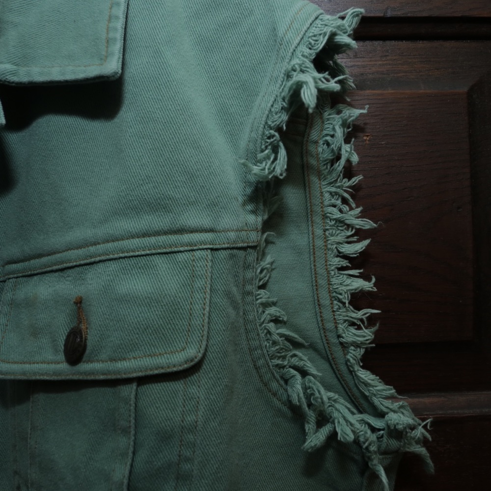 Vintage Looney Tunes Denim Vest - Picture 6 of 8